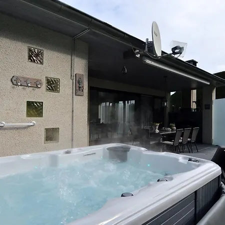 Hébergement de vacances Holiday *